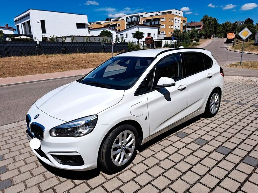 225 Active Tourer