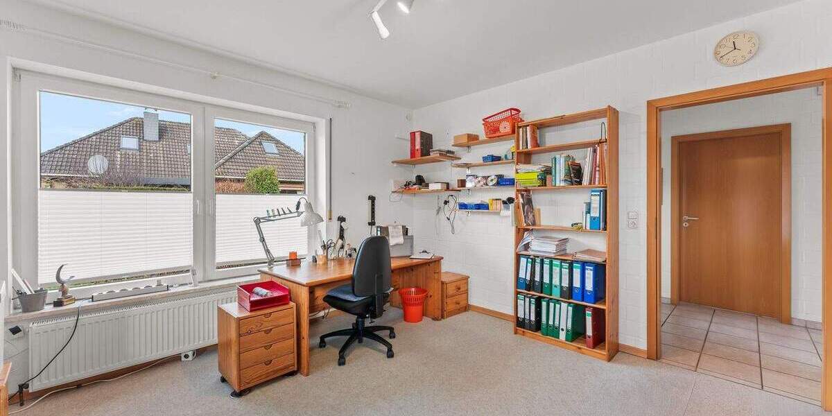 Bungalow Butjadingen-Burhave Burhave - 5 Zimmer, 131 m&sup2;, 379.000&euro; | Angebot:25684206
