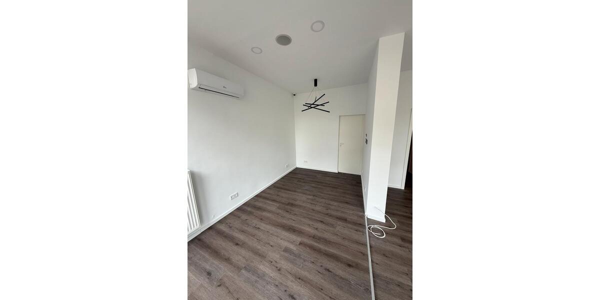 Gewerbeobjekt Leonberg - 1.075&euro; | Angebot:26146242