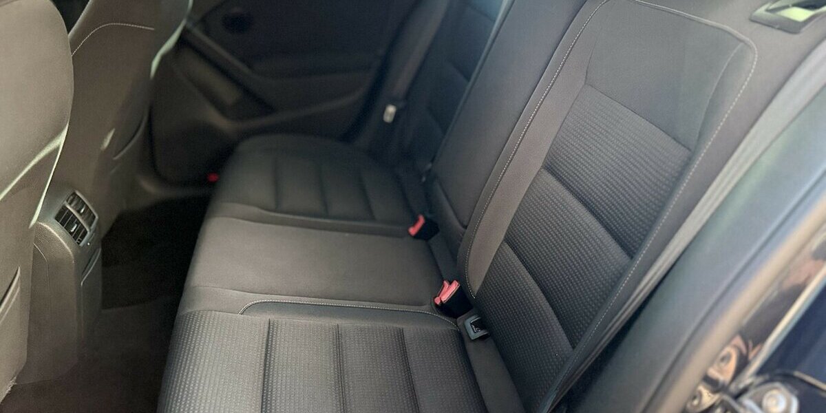 VW Golf ´Team´ / Automatik / Klima / Sitzheizung 100.000 km 9.900 &euro; Mönchengladbach 41066