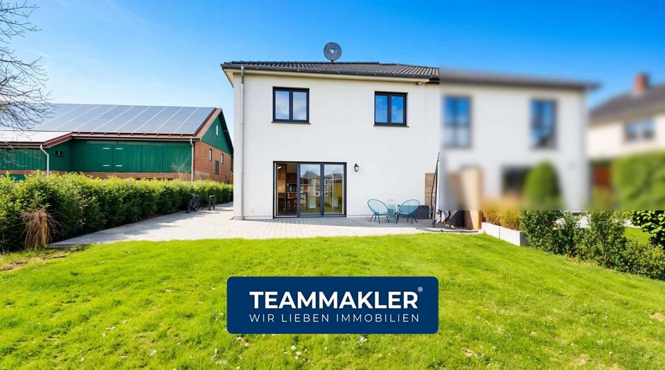 NEUWERTIG & ENERGIEEFFIZIENT: Stadtvilla mit Stil, Platz & grünem Ausblick! 4.5 zimmer