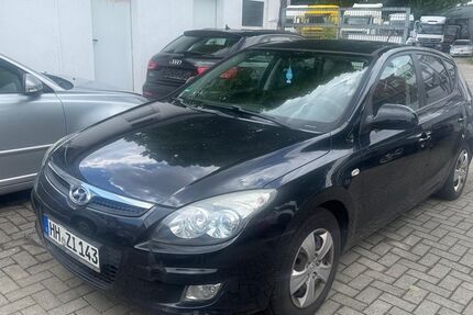 Hyundai i10 198.000 km 1.490 &euro; Hamburg 22309