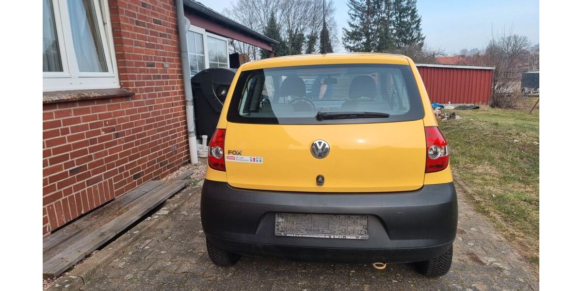 VW Fox 81.000 km 2.700 &euro; Bardowick 21357