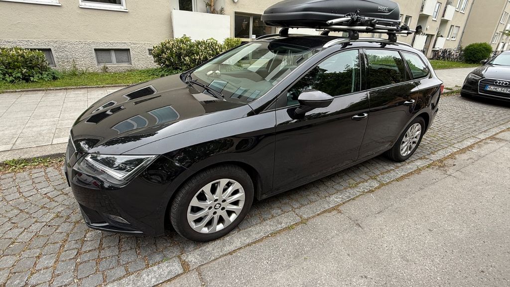 Seat Leon 219.000 km 5.900 &euro; München 81547
