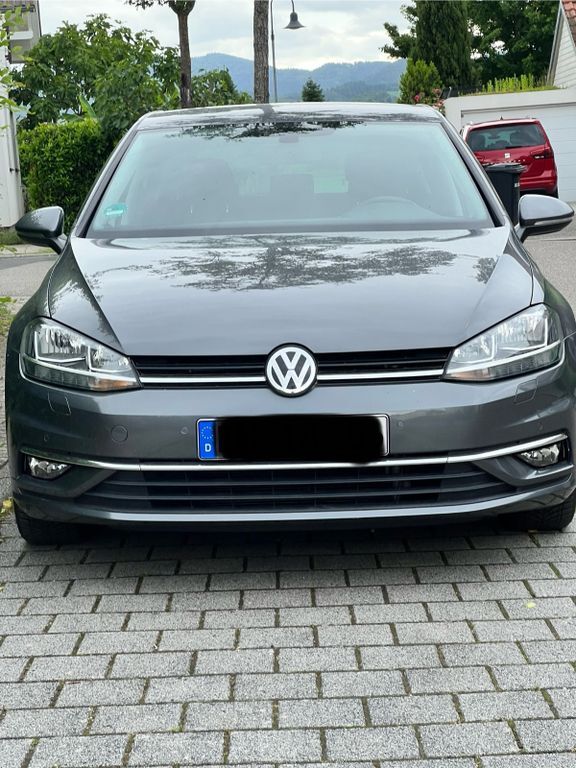 VW Golf 63.000 km 13.400 € Vörstetten 79279
