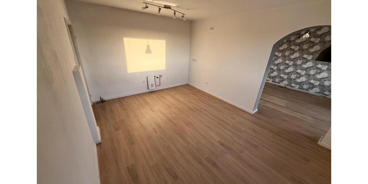 Etagenwohnung Ochtendung - 4 Zimmer, 112 m&sup2;, 900&euro; | Angebot:24806073