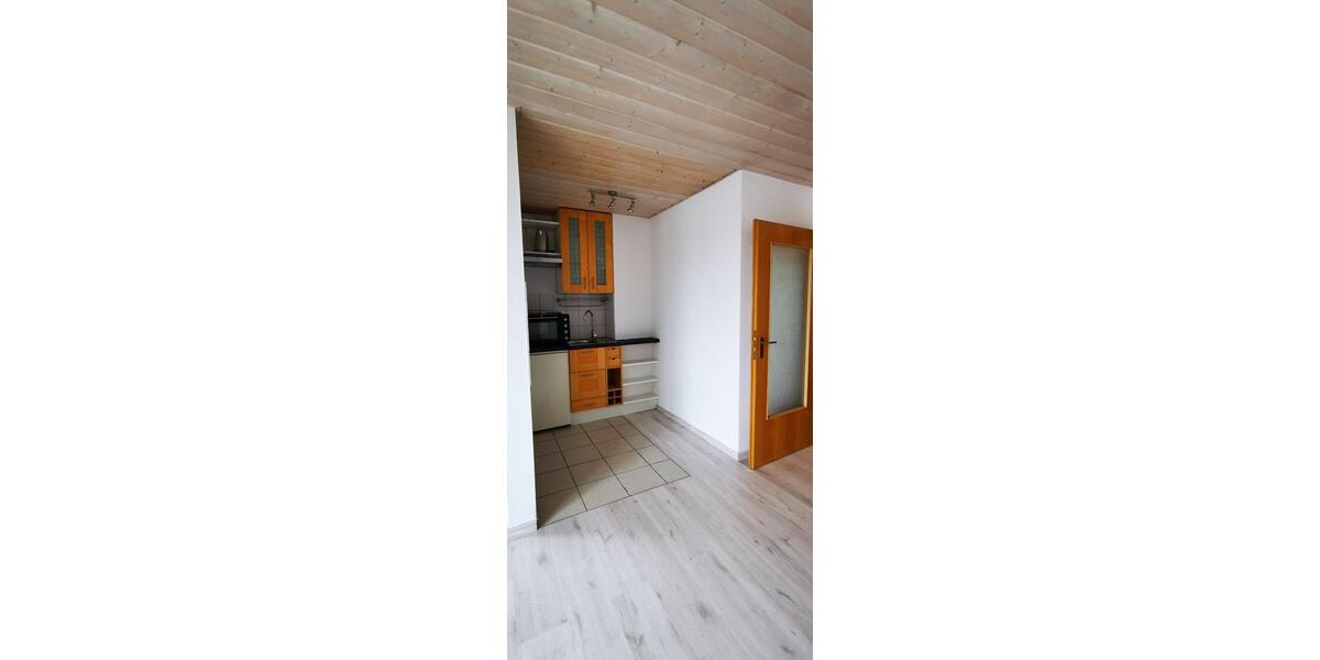 Dachgeschoßwohnung Ingolstadt Münchener Straße - 1.5 Zimmer, 40 m&sup2;, 600&euro; | Angebot:25435850