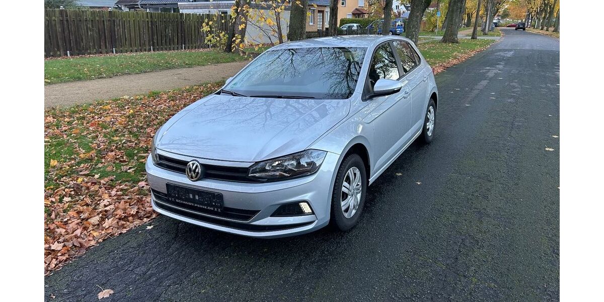 VW Polo 43.761 km 9.799 &euro; Braunschweig 38116