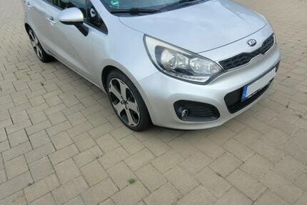 Kia Rio 252.000 km 3.200 &euro; Flomborn 55234