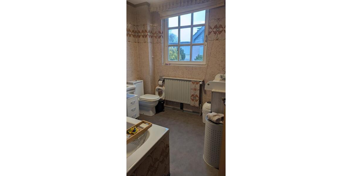 Reihenhaus Leverkusen Alkenrath - 5 Zimmer, 134 m&sup2;, 1.780&euro; | Angebot:25302183