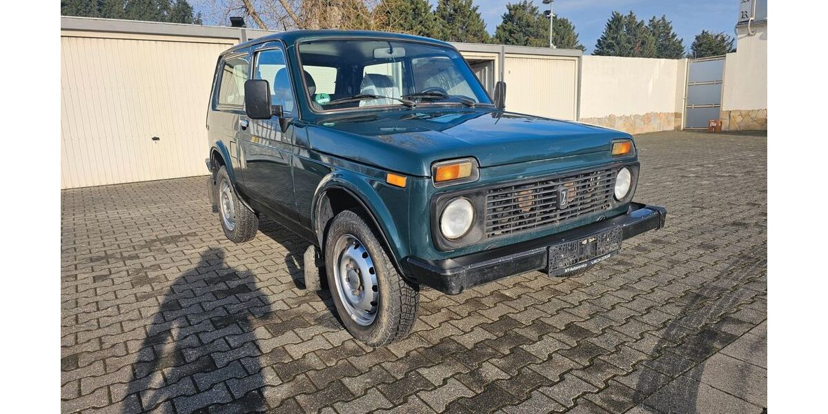 Lada Niva 77.456 km 5.999 &euro; Ginsheim-Gustavsburg 65462