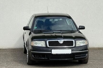 Skoda Superb 120.000 km 4.799 &euro; Kandel 76870