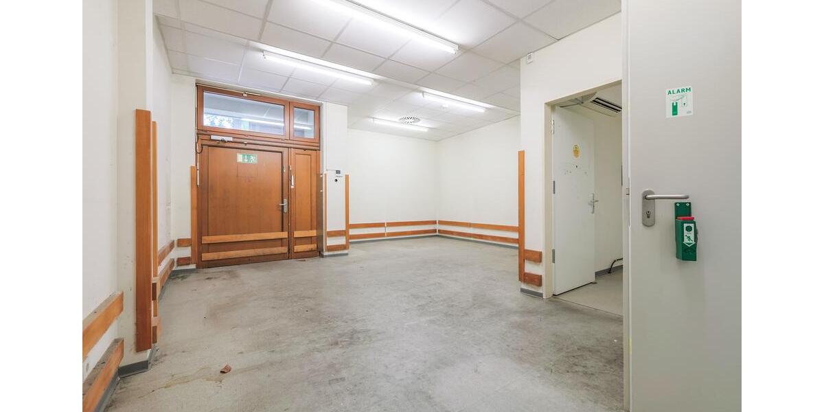 Ladenlokal für Filialisten in prominenter A-Lage der Rheinbacher City - mit Gestaltungsmöglichkeiten zimmer