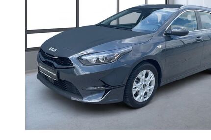 Kia ceed Sportswagon 10.672 km 24.889 &euro; Erfurt 99087
