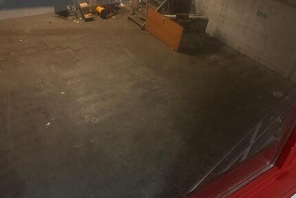 50 m² Büro 180 m² Rheinlagerhalle zu vermieten zimmer