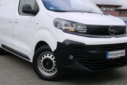 Opel Vivaro 14.830 km 29.980 &euro; Falkensee 14612