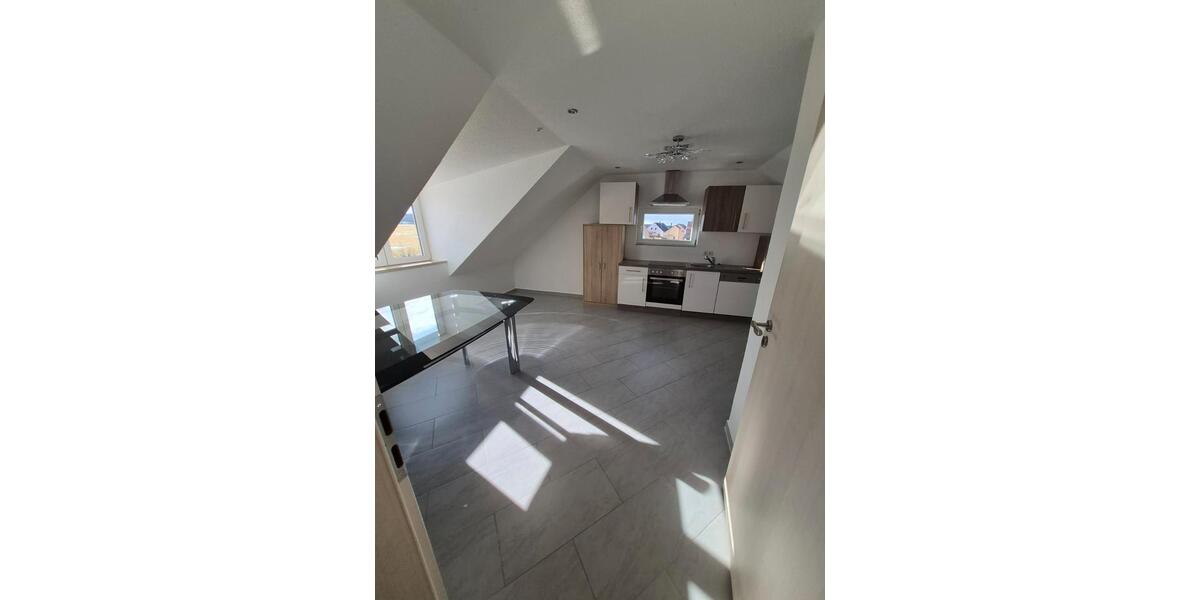 Dachgeschoßwohnung Nennslingen - 2 Zimmer, 85 m&sup2;, 600&euro; | Angebot:26398518