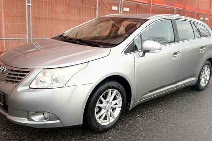 Toyota Avensis 166.000 km 4.499 &euro; Berlin 12057