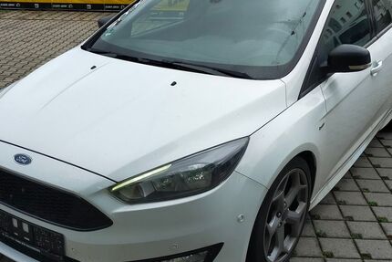 Ford Focus 99.947 km 12.999 &euro; Magdeburg 39126