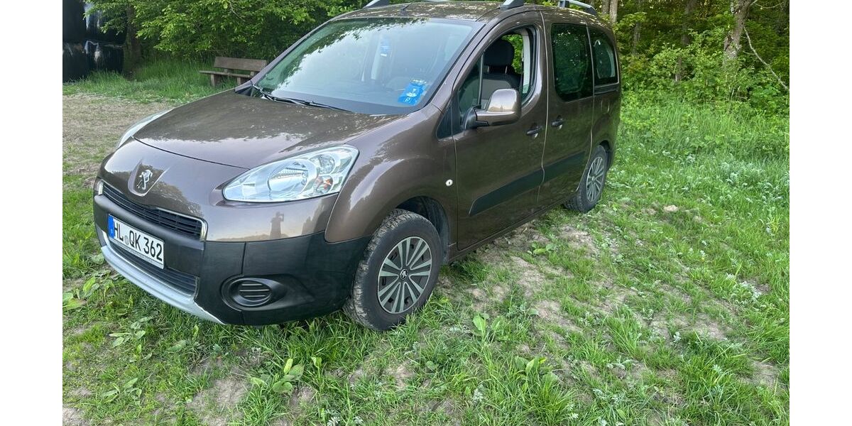 Peugeot Partner 147.000 km 6.900 &euro; lübeck 23558