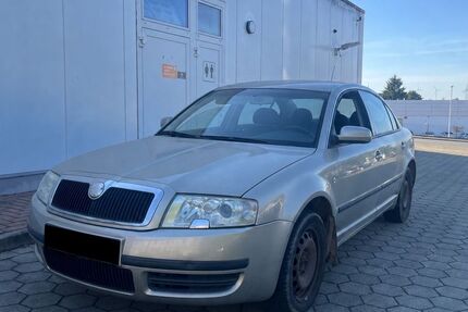 Skoda Superb 199.999 km 1.100 &euro; Lutherstadt Eisleben 06295