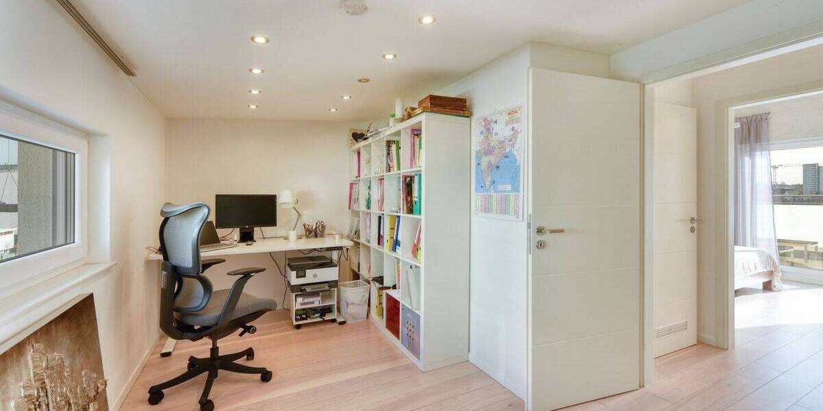 +++ 1-Fam.-DHH mit Garage, Stellplatz & Sauna - teilmöbliert inkl. EBK - ruhig, grün, gehoben - mind. 2 & max. 3 Jah... 5 zimmer