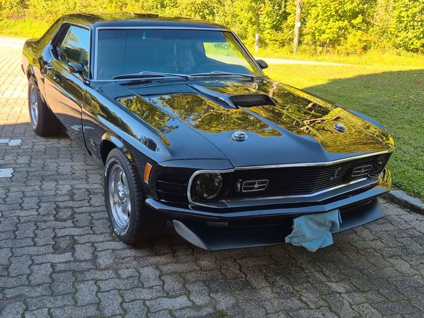 Ford Mustang 111.000 km 41.000 € Anger 83454