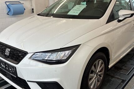 Seat Ibiza 12.327 km 17.946 &euro; Bocholt 46395