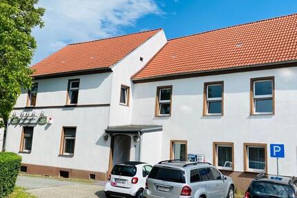 Haus Wolmirstedt - 9 Zimmer, 340 m&sup2;, 2.200&euro; | Angebot:23550746