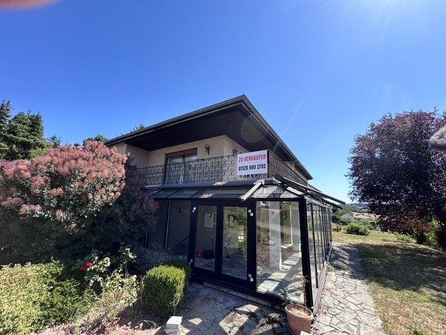 Einfamilienhaus Blieskastel - 12 Zimmer, 260 m&sup2;, 344.000&euro; | Angebot:27126800