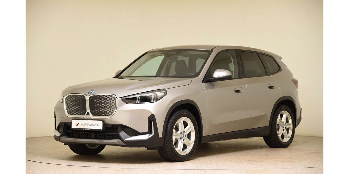 BMW iX1 5.900 km 47.480 &euro; Ellhofen 74248