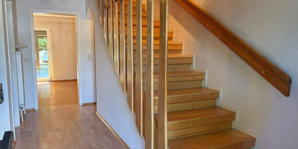 Reihenendhaus Reutlingen Orschel-Hagen - 4 Zimmer, 92 m&sup2;, 372.000&euro; | Angebot:25748645