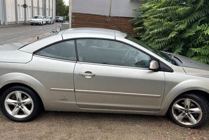 Ford Focus 208.000 km 1.200 &euro; Oestrich-Winkel 65375