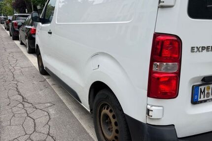 Peugeot Expert 128.444 km 8.000 &euro; München 80336