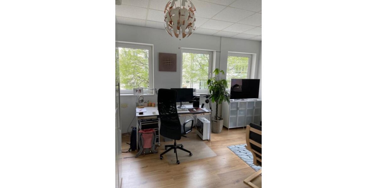 Etagenwohnung Wenzenbach - 5 Zimmer, 27 m&sup2;, 455&euro; | Angebot:25329626