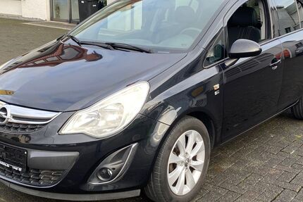 Opel Corsa 65.300 km 5.700 € Detmold 32758
