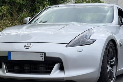 Nissan 370Z 60.500 km 35.999 &euro; Siegen 57072