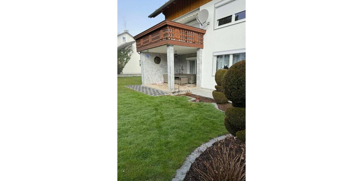 Erdgeschoßwohnung Hengersberg - 3 Zimmer, 90 m&sup2;, 680&euro; | Angebot:25460257