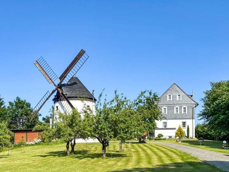 Haus zum Kaufen in Sohland 580.000 € 286 m²