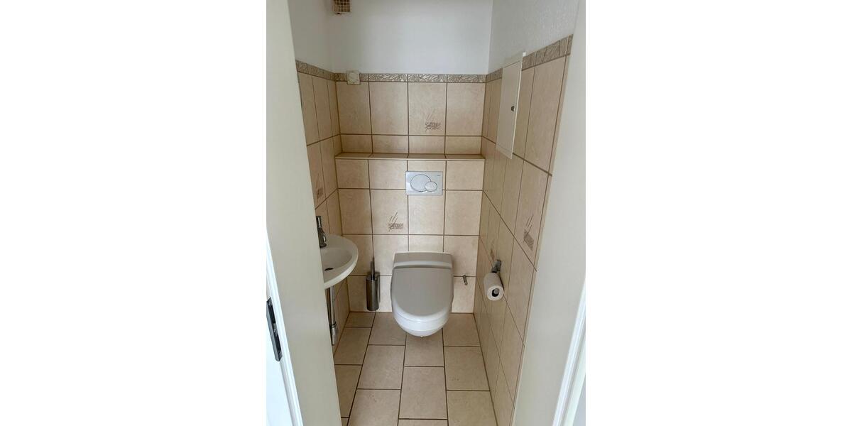 Einfamilienhaus Villingen-Schwenningen Schwenningen - 5 Zimmer, 152 m&sup2;, 1.350&euro; | Angebot:25719338