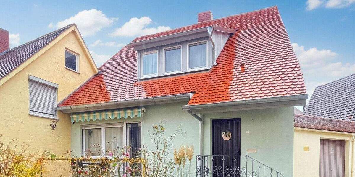 Renoviertes Altstadthaus in bester Lage mit Garten, Balkon, Hof und Garage 5 zimmer