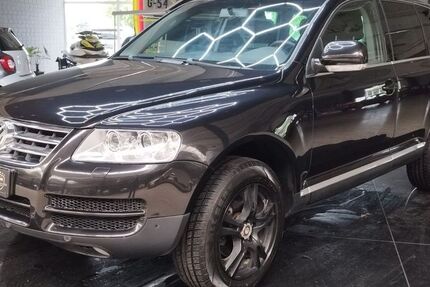 VW Touareg 221.865 km 2.995 &euro; Husum 25813