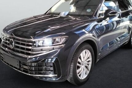 VW Touareg 25.824 km 54.301 &euro; Höchstadt an der Aisch 91315