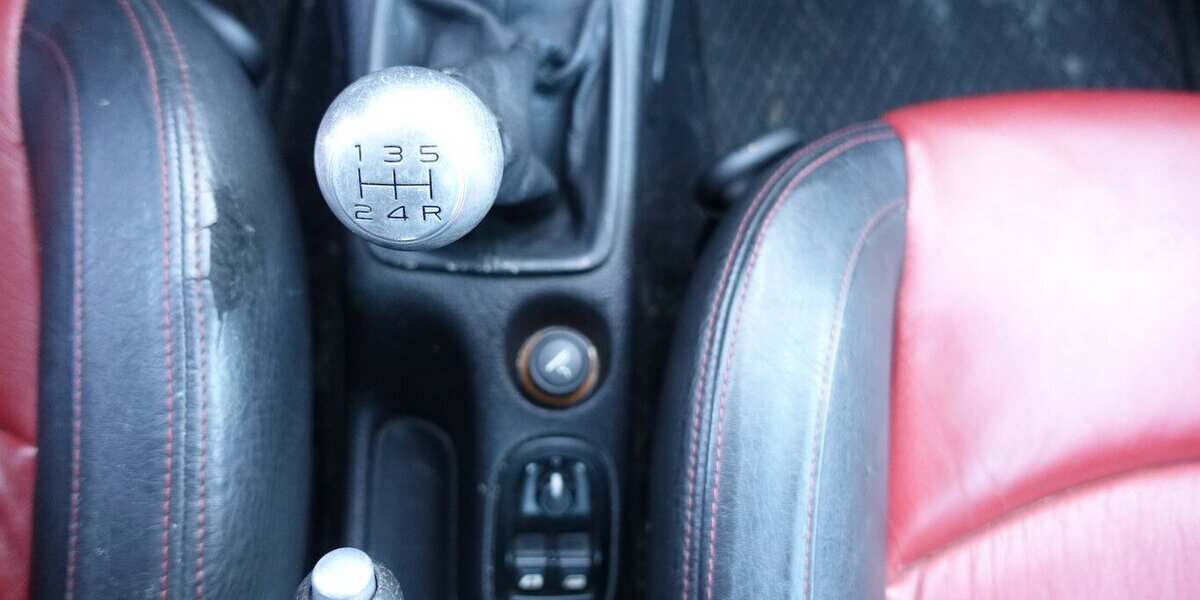 Peugeot 206 CC Platinum Klima Navi Leder Sitzh. Alu WR ohn 172.000 km 300 &euro; Neumarkt/OPf 92318