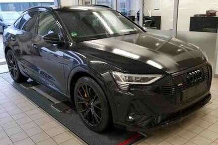 Audi e-tron 34.270 km 42.901 &euro; Cuxhaven 27472