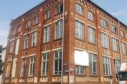 Stadtteil-Luckenwalde MFH (4 WE + 1 GE) & Rohbau -Ausbau zu MFH mit ca.1.000 - 1.200 qm Wohnfläche ! - Haus Luckenwalde | Angebot:25216698