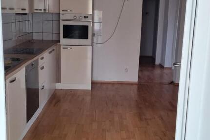 Mietwohnung 1. OG u. DG 6 zimmer