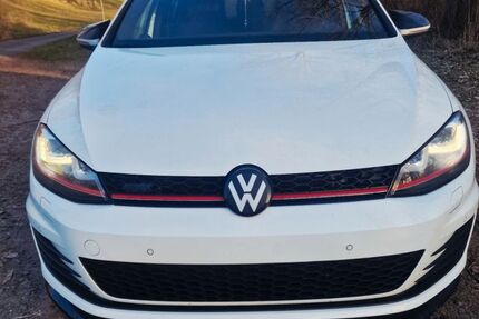 VW Golf 91.000 km 16.900 &euro; Sontra 36205