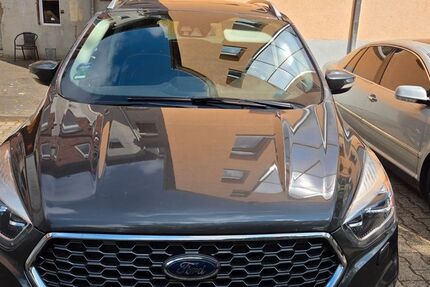 Ford Kuga 196.000 km 15.500 &euro; Hanau 63457
