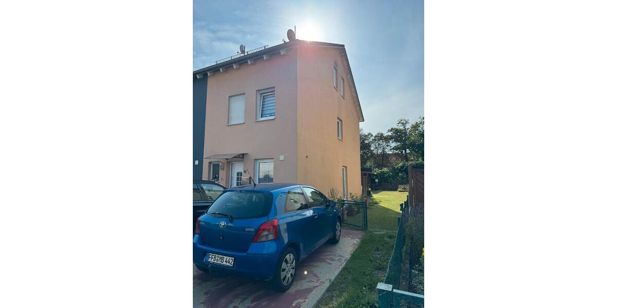 VON PRIVAT - Modernes Reihenendhaus in bester Lage, 2x Stellplatz 6 zimmer